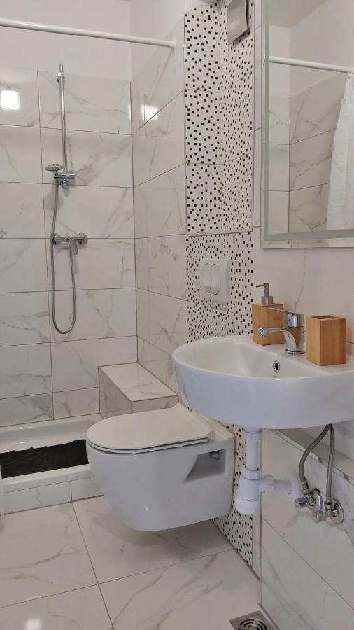 Apartments Zorica Дуче Екстер'єр фото