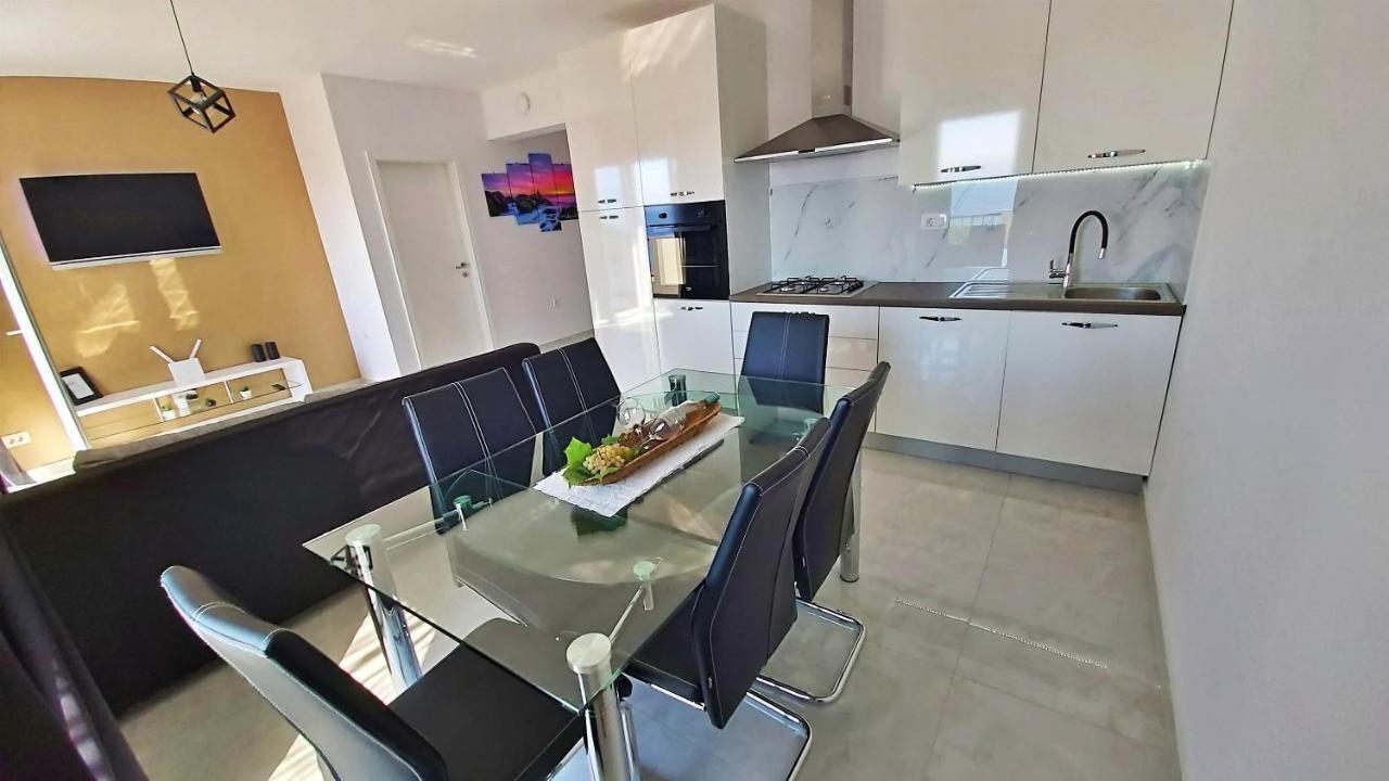 Apartments Zorica Дуче Екстер'єр фото