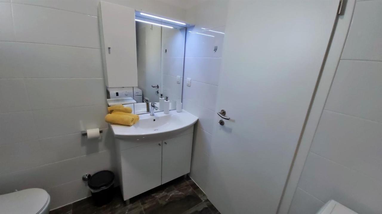 Apartments Zorica Дуче Екстер'єр фото