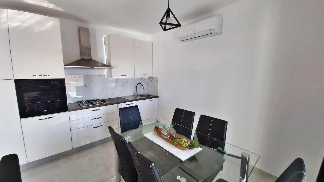 Apartments Zorica Дуче Екстер'єр фото